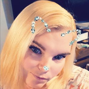 Meet your Posher, April